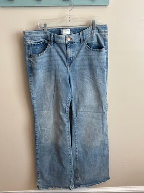 Lane Bryant Light Blue mid rise boot Jeans size 18